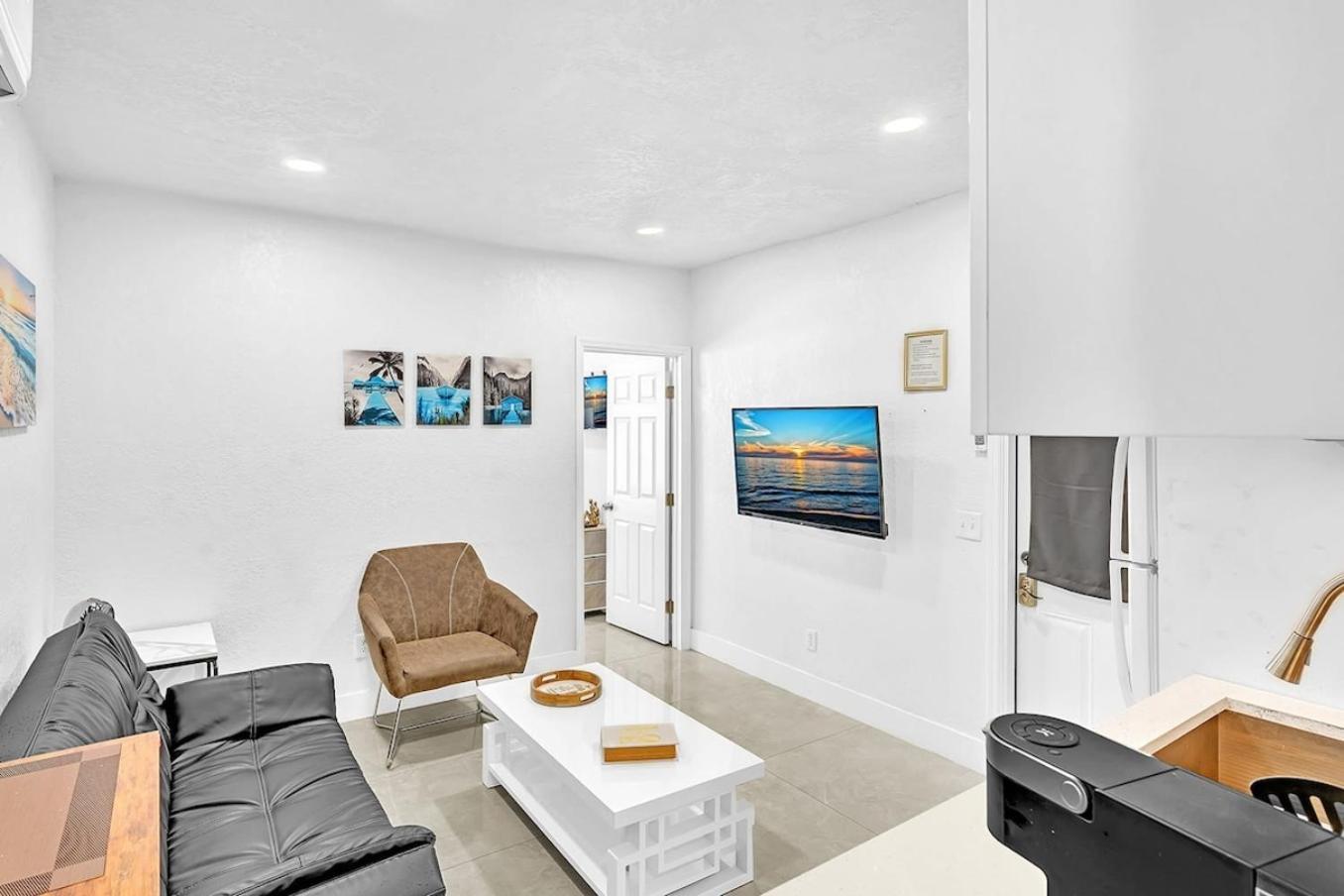 Boutique One Bdrm Close To Aventura Mall & Beach Hallandale Beach Exterior foto